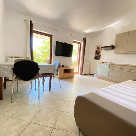 Vesna Apartamento *